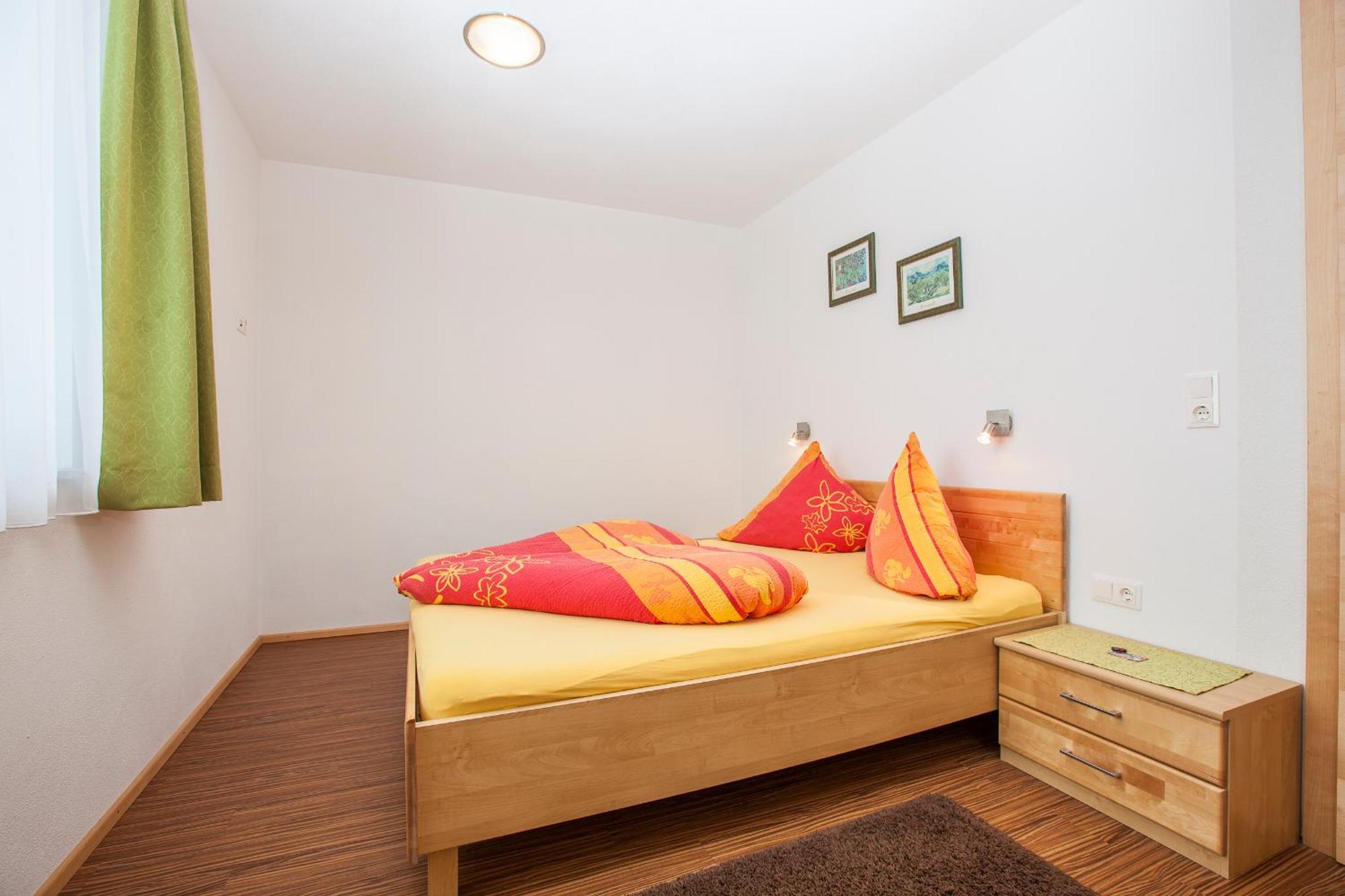 Conny'S Apartments Neustift im Stubaital Chambre photo